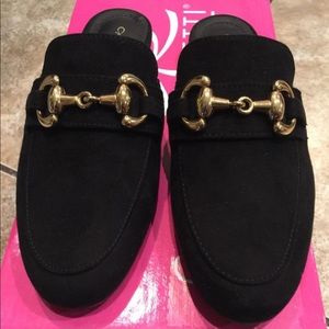 Women’s suede slip on loafers size 5